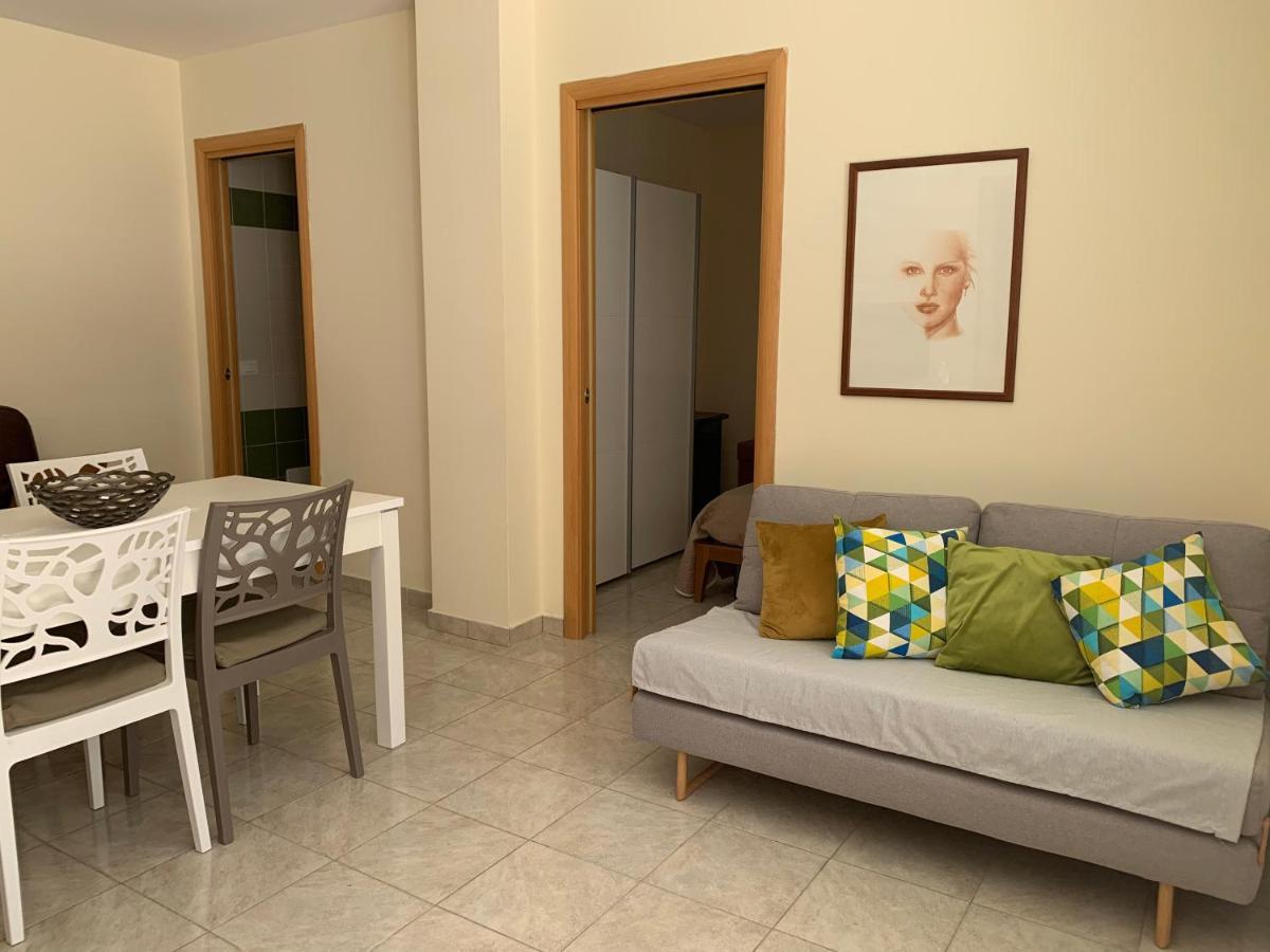 Appartamento In Villa A Policoro Exteriör bild